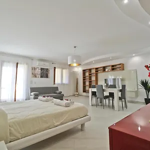  Appartement Modern House - 5 Stelle - Posto Auto Privato