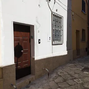 First House Brindisi