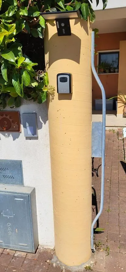 Villa Isa Brindisi 0*,